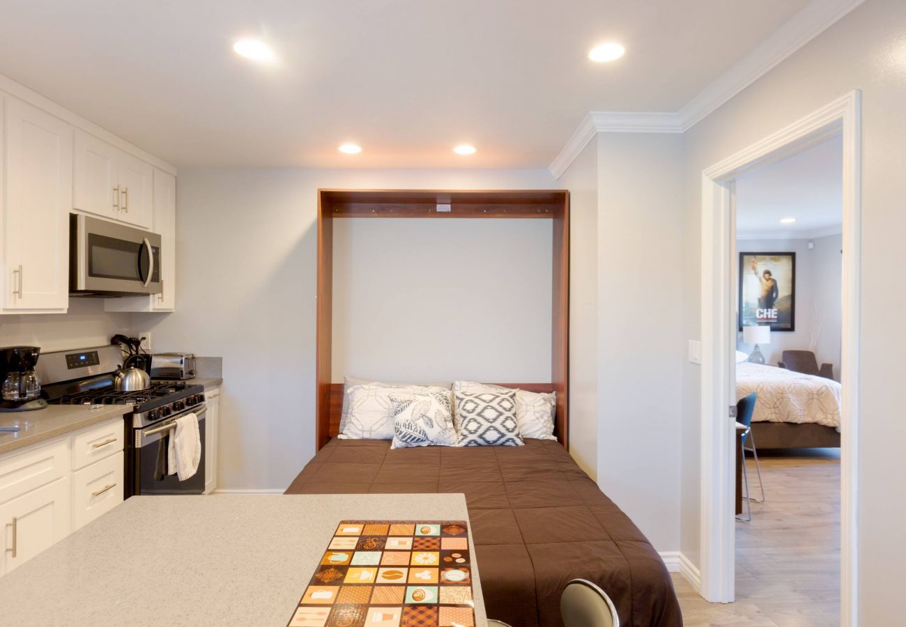 Casa en Windsor Hills - MillionDollar House + GuestHouse close to LAX